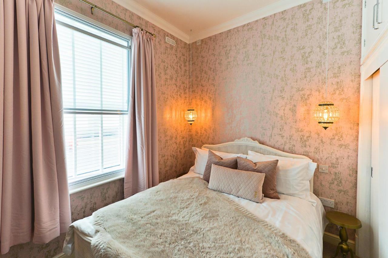 Apartmán Ocean View Worthing Exteriér fotografie